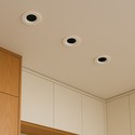 12W Blendefri RA90 CCT Downlight Ø86mm - 3 lysfarger, hvit front, Hull: Ø75mm, Honeycomb